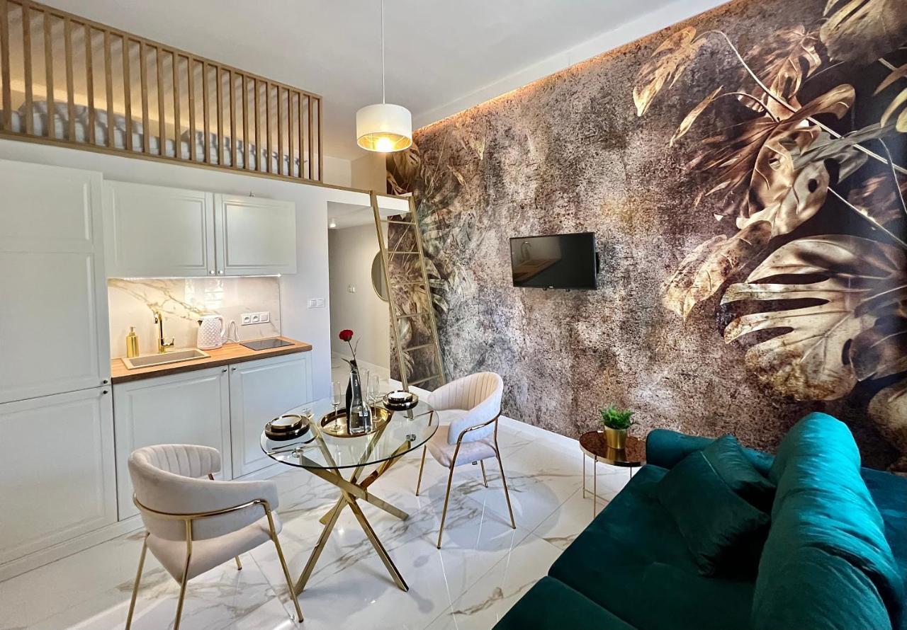 Art Apartments Warszawska 21 Katowice Bagian luar foto